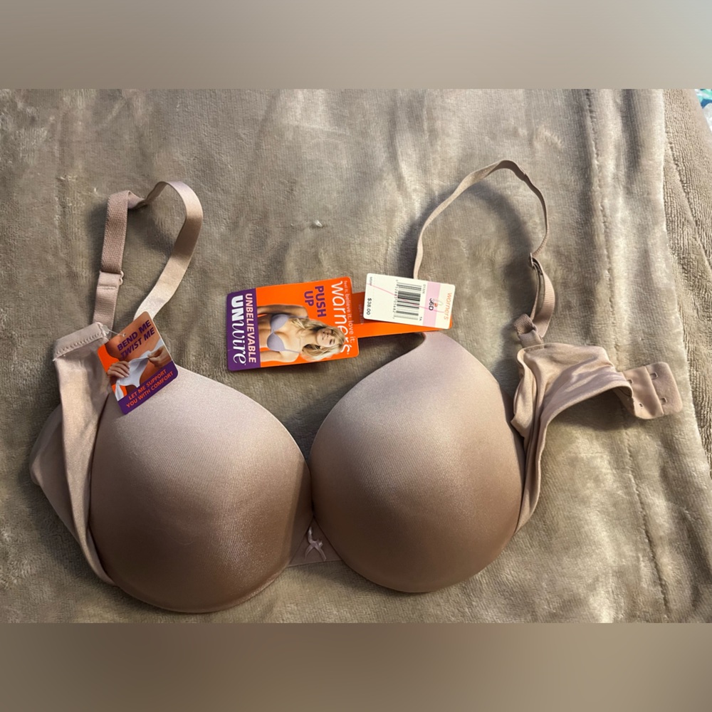 Warners Push up Bra. Size 36D